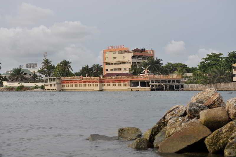 Hotel Du Lac Cotonou Exterior photo